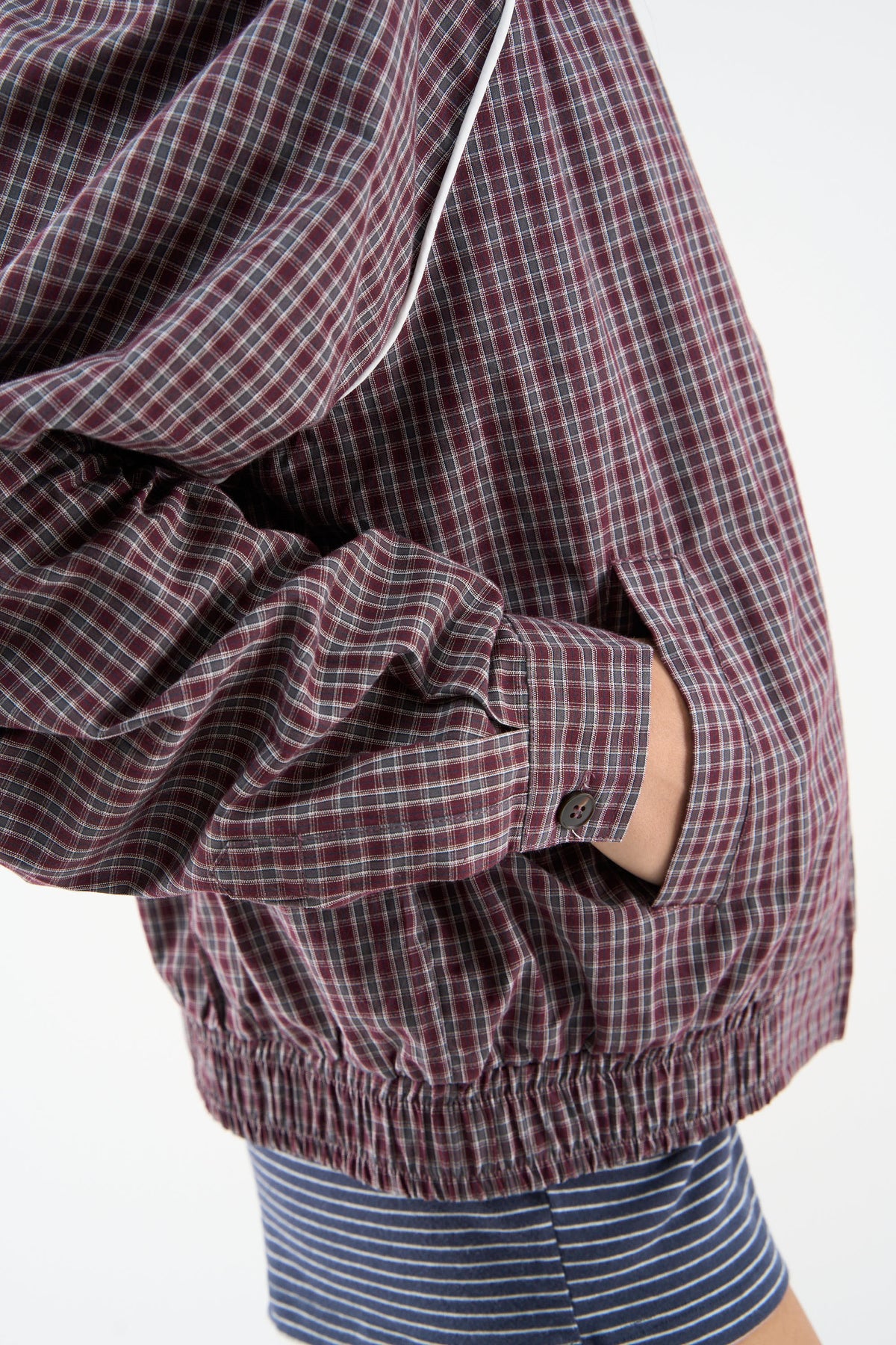 Chamise Checkered Burgundy Zipper