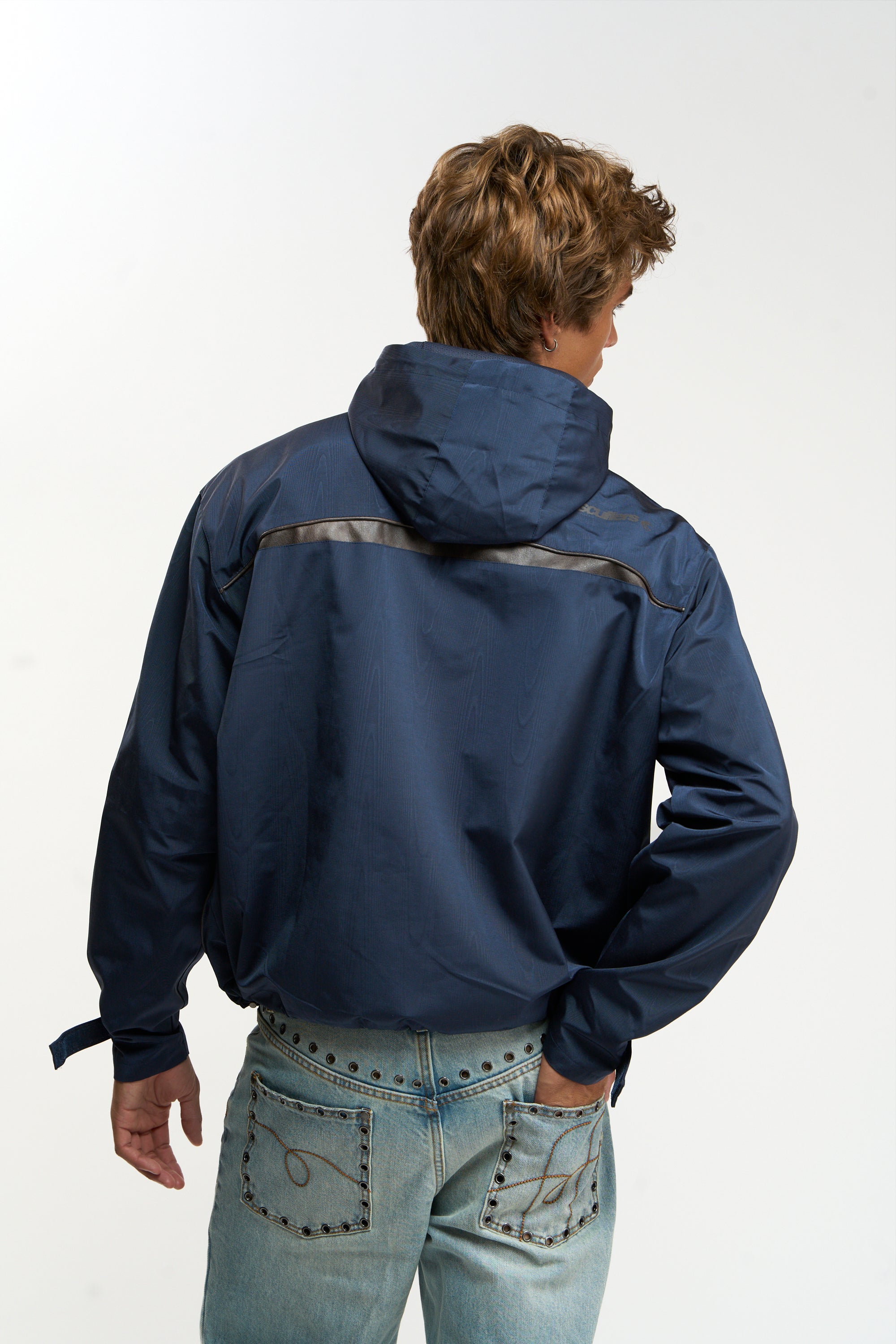 Woody Navy Essential Windbreaker