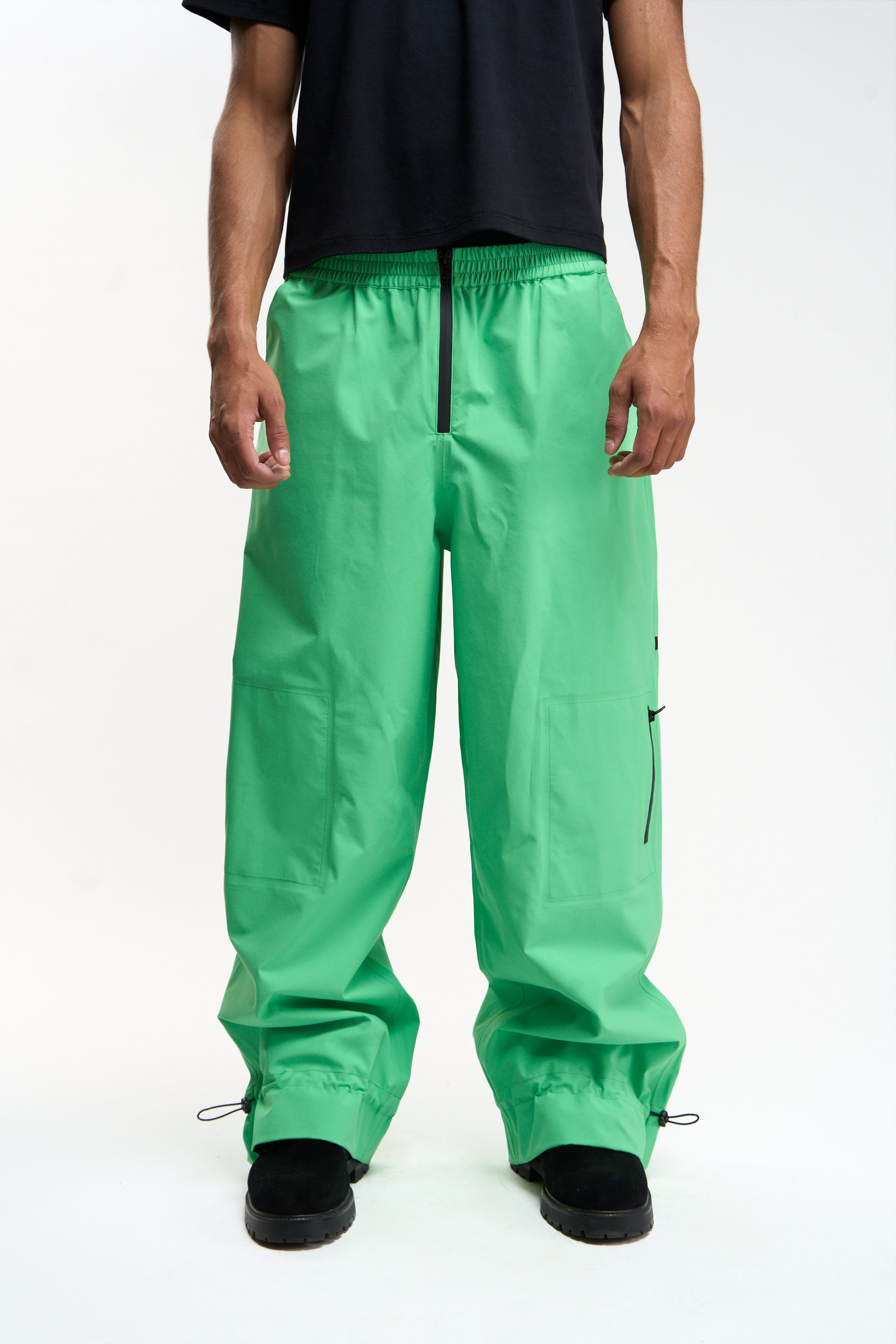 Essence Green Pants