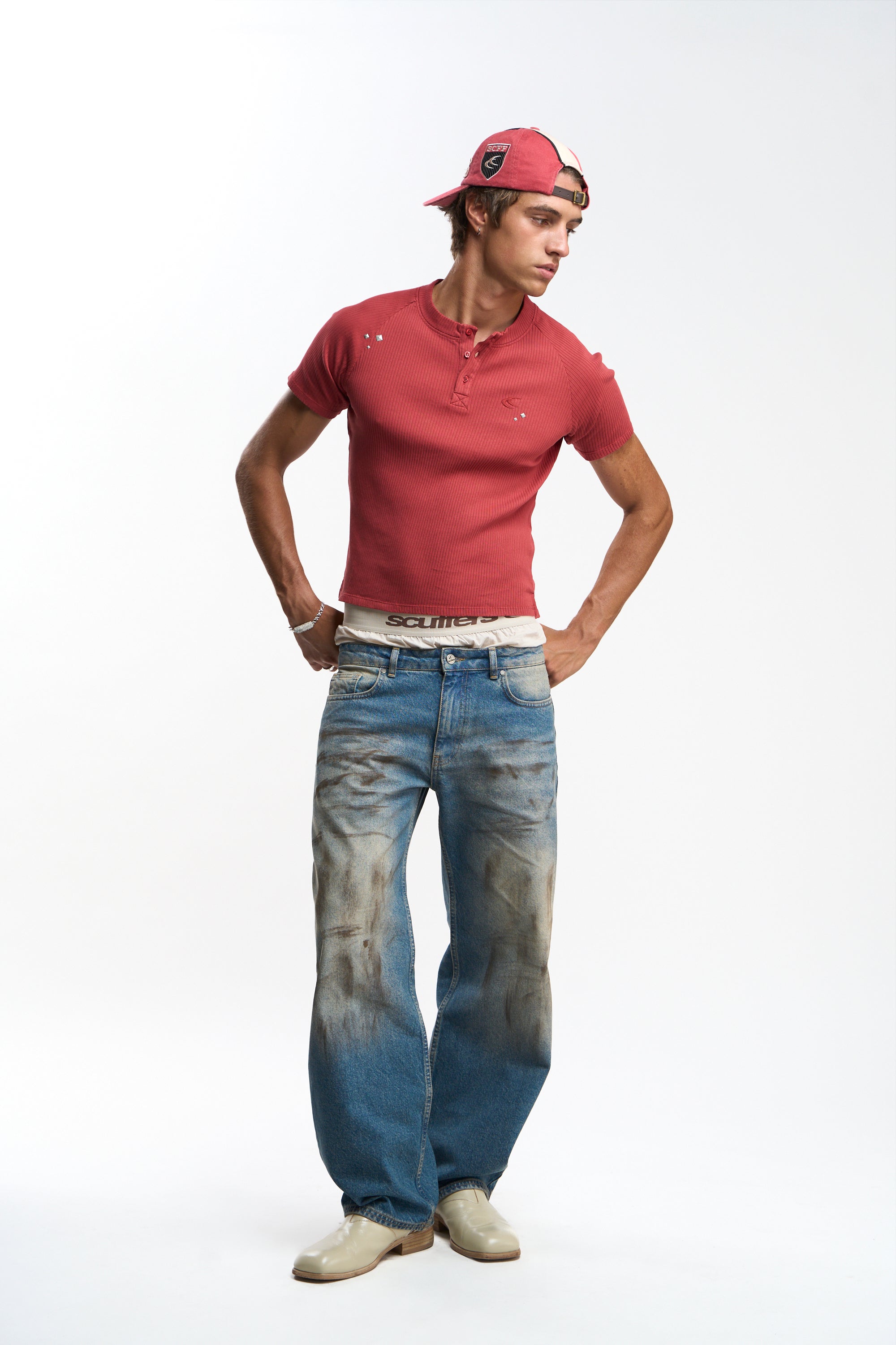 Jonesy Red Top